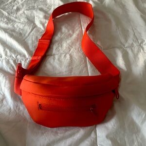 Dagne Dover Ace Neoprene Fanny Pack